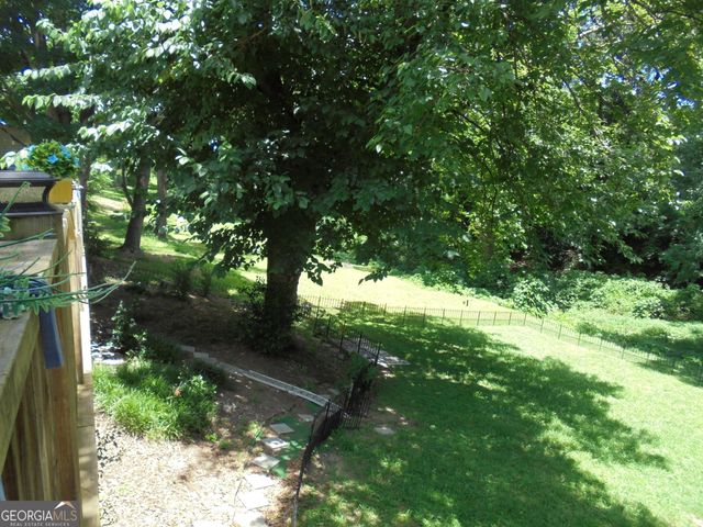 305 S Jackson Street, Hartwell, GA 30643