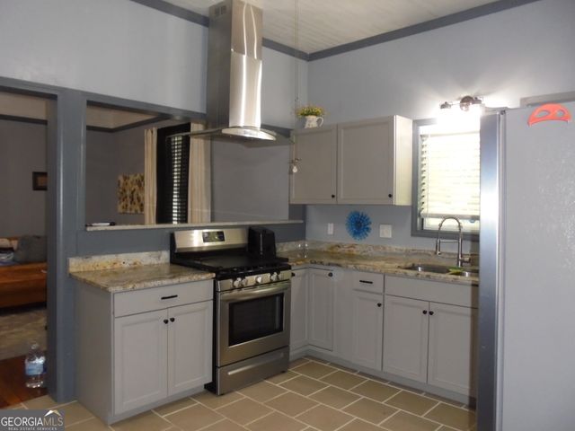 305 S Jackson Street, Hartwell, GA 30643