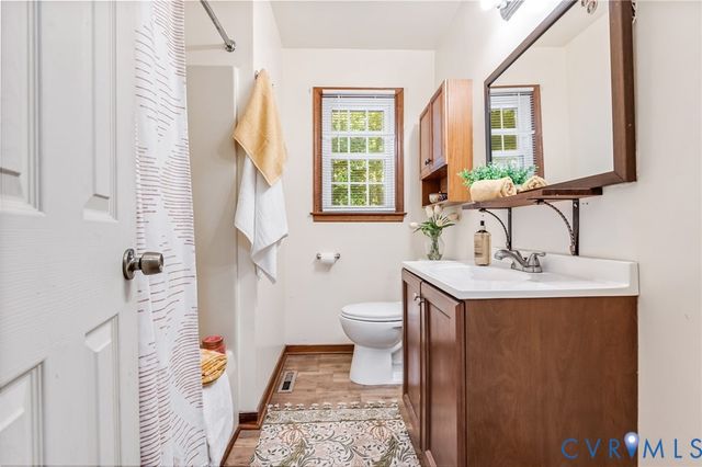 20105 River Rd, Sutherland, VA 23885