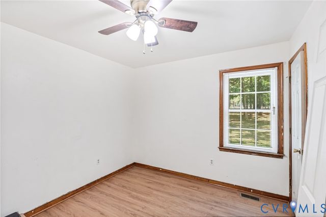 20105 River Rd, Sutherland, VA 23885