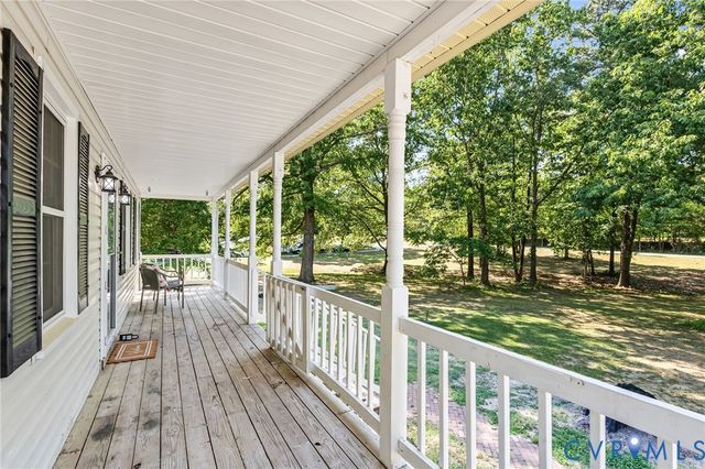 20105 River Rd, Sutherland, VA 23885