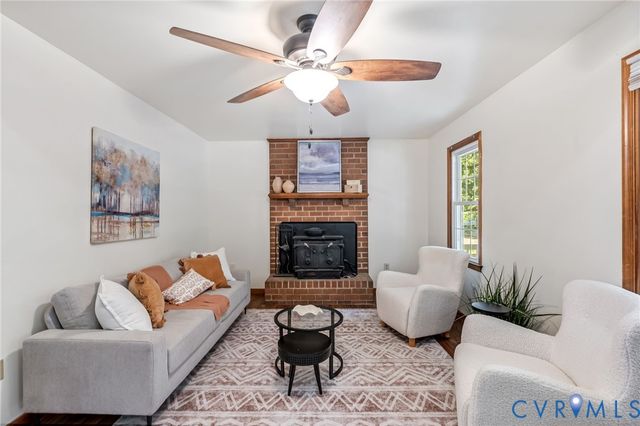 20105 River Rd, Sutherland, VA 23885