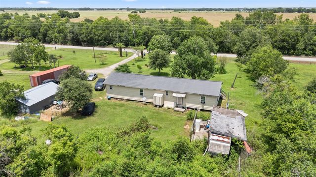 15510 Marek Lane, Guy, TX 77444