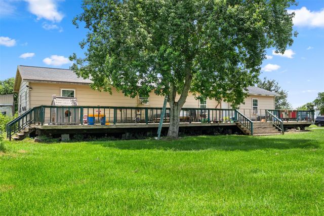 15510 Marek Lane, Guy, TX 77444