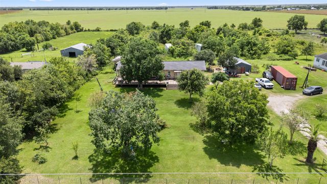 15510 Marek Lane, Guy, TX 77444
