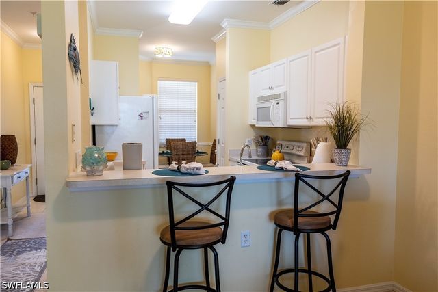 3950 Loblolly Bay DR 3-402, Naples, FL 34114