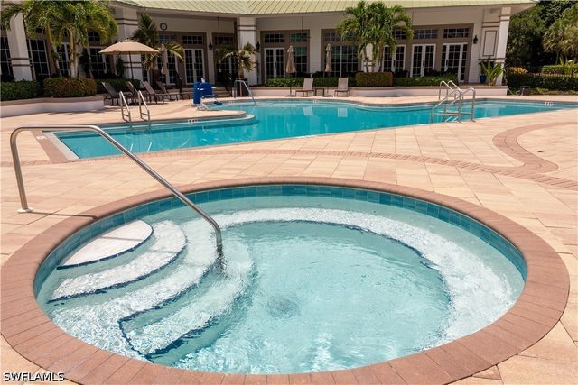 3950 Loblolly Bay DR 3-402, Naples, FL 34114