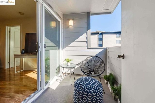 6400 Christie AVE 5209, Emeryville, CA 94608