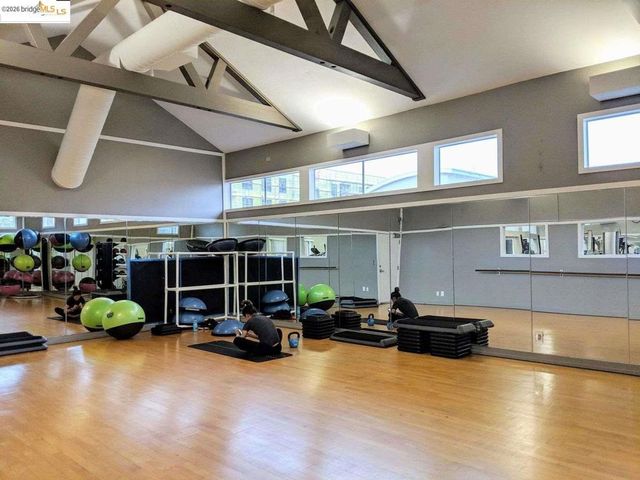 6400 Christie AVE 5209, Emeryville, CA 94608