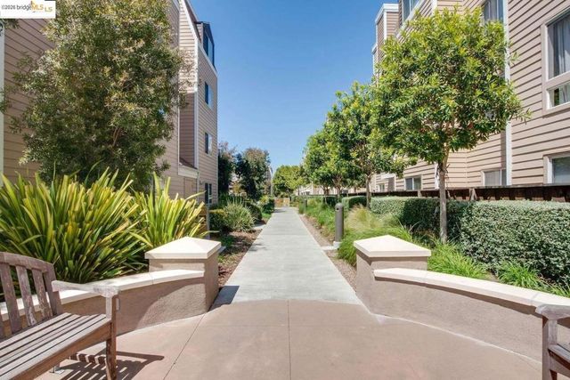 6400 Christie AVE 5209, Emeryville, CA 94608