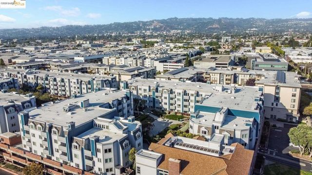 6400 Christie AVE 5209, Emeryville, CA 94608