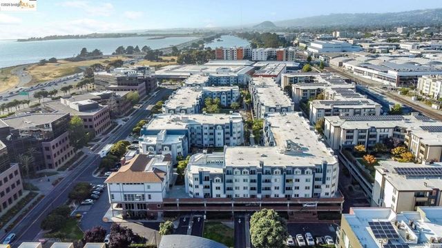 6400 Christie AVE 5209, Emeryville, CA 94608