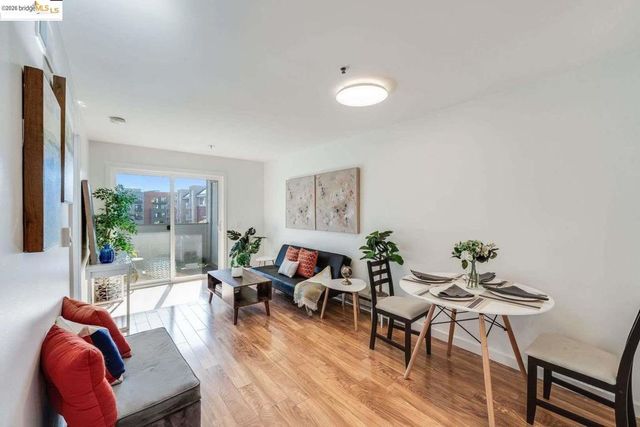 6400 Christie AVE 5209, Emeryville, CA 94608