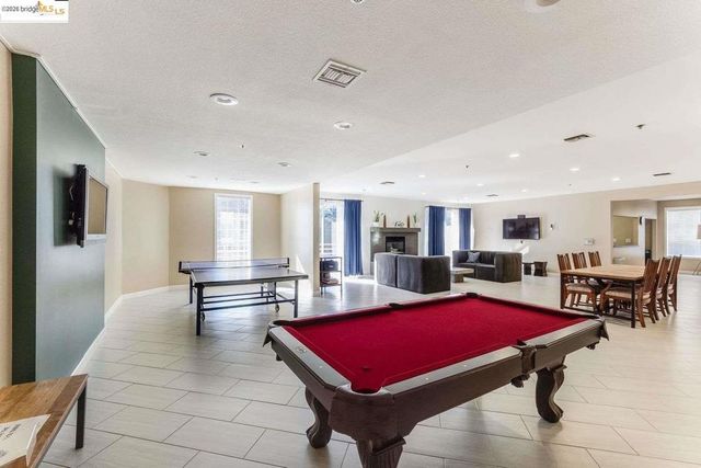 6400 Christie AVE 5209, Emeryville, CA 94608