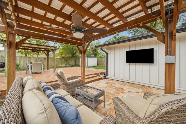 10023 Briarwild Lane, Houston, TX 77080