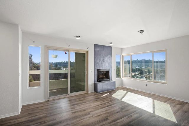 10400 caminito Cuervo 264, San Diego, CA 92108