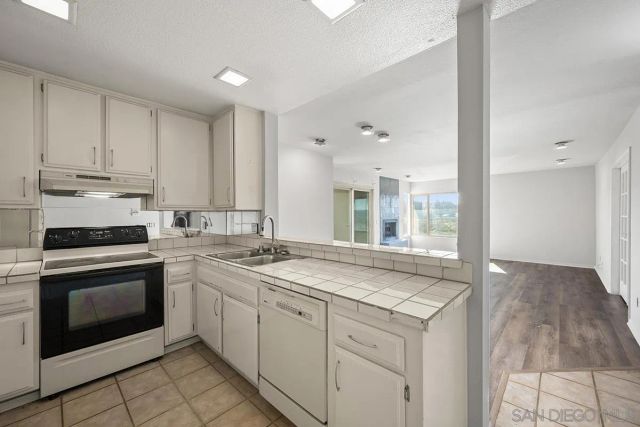 10400 caminito Cuervo 264, San Diego, CA 92108