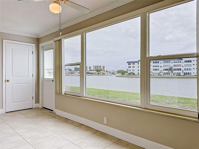 6025 SHORE BOULEVARD S 106, Gulfport, FL 33707