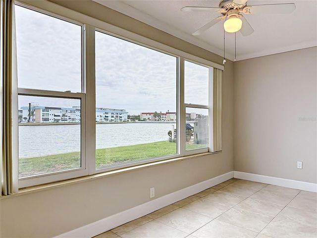 6025 SHORE BOULEVARD S 106, Gulfport, FL 33707