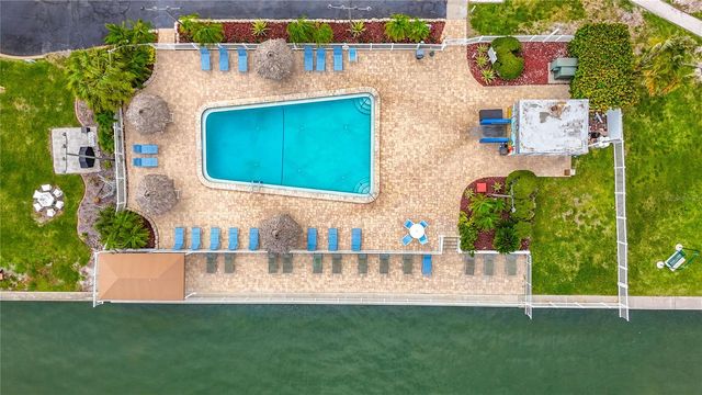6025 SHORE BOULEVARD S 106, Gulfport, FL 33707