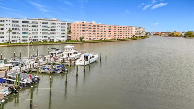 6025 SHORE BOULEVARD S 106, Gulfport, FL 33707