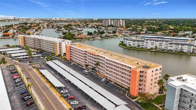 6025 SHORE BOULEVARD S 106, Gulfport, FL 33707