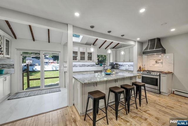 1268 Longfellow Avenue, Teaneck, NJ 07666