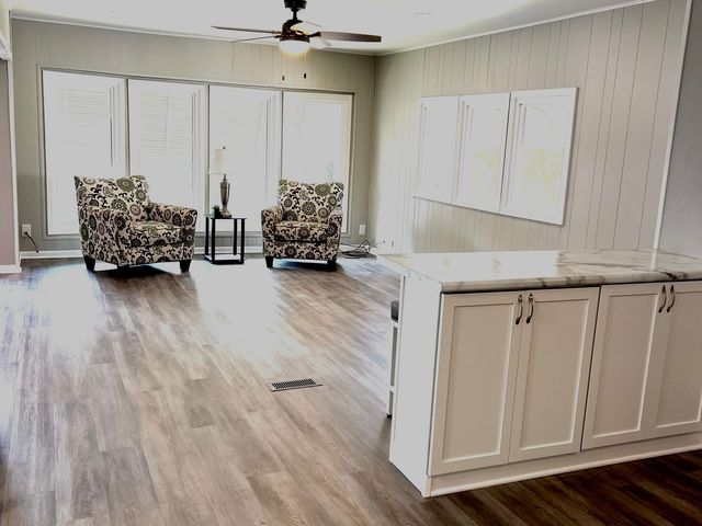 307 Valhalla Circle, Crystal Lake, IL 60014