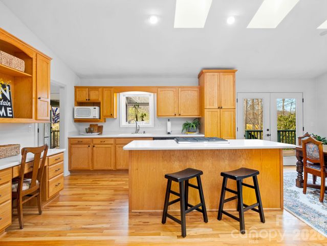 33 Ugedaliyvi Court, Brevard, NC 28712