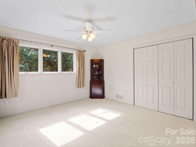 33 Ugedaliyvi Court, Brevard, NC 28712