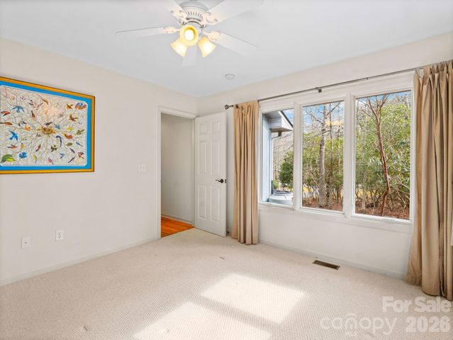 33 Ugedaliyvi Court, Brevard, NC 28712