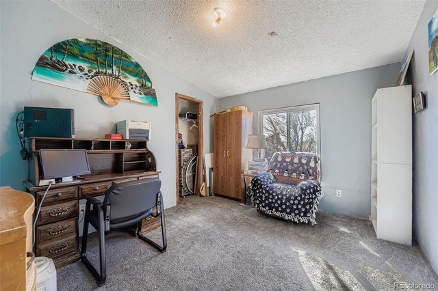 1050 S Dutch Valley Road, Bennett, CO 80102