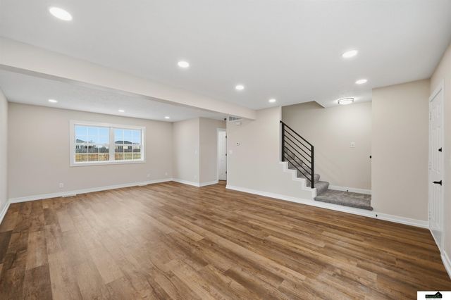 10831 N 136th Street, Waverly, NE 68462