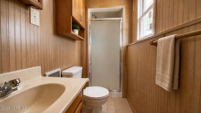 708 Auth Avenue, Oakhurst, NJ 07755