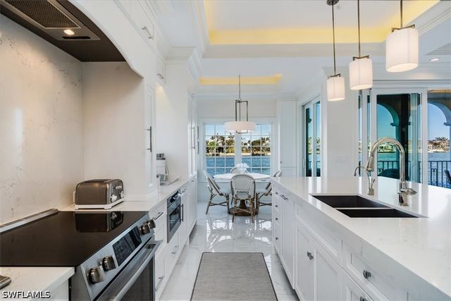 4000 Gulf Shore BLVD N 3300, Naples, FL 34103