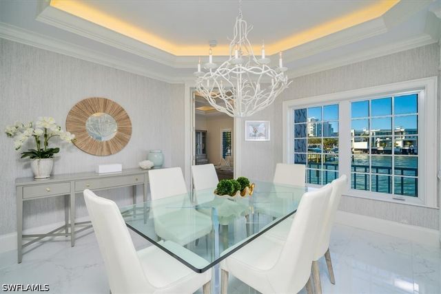 4000 Gulf Shore BLVD N 3300, Naples, FL 34103