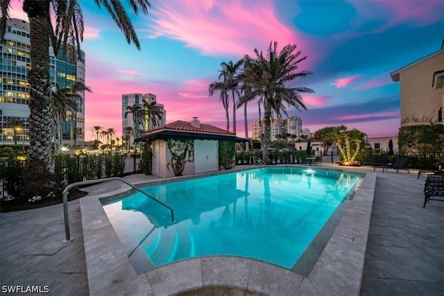 4000 Gulf Shore BLVD N 3300, Naples, FL 34103