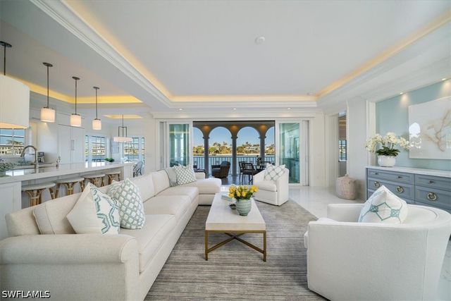 4000 Gulf Shore BLVD N 3300, Naples, FL 34103