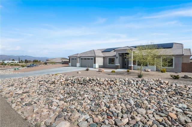 2160 Comanche Drive, Kingman, AZ 86401