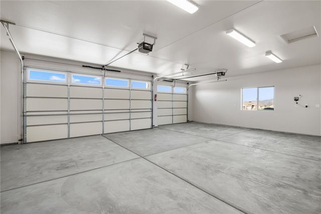 2160 Comanche Drive, Kingman, AZ 86401