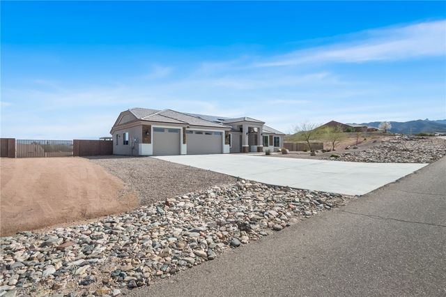 2160 Comanche Drive, Kingman, AZ 86401