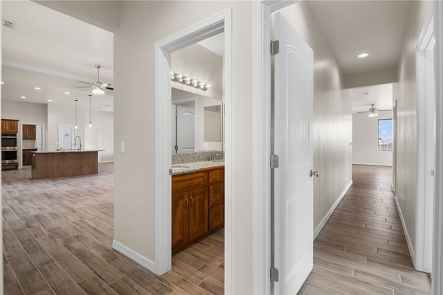 2160 Comanche Drive, Kingman, AZ 86401