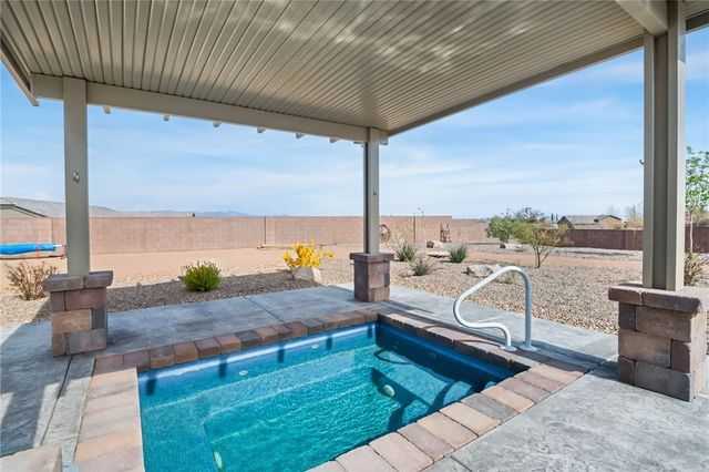 2160 Comanche Drive, Kingman, AZ 86401