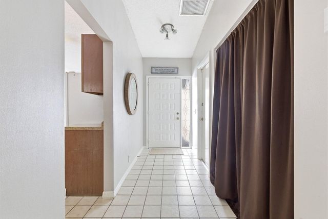 6670 Canary Palm Circle Unit 16, Boca Raton, FL 33433
