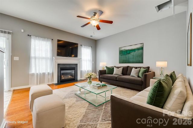 13815 Singleleaf Lane, Charlotte, NC 28278