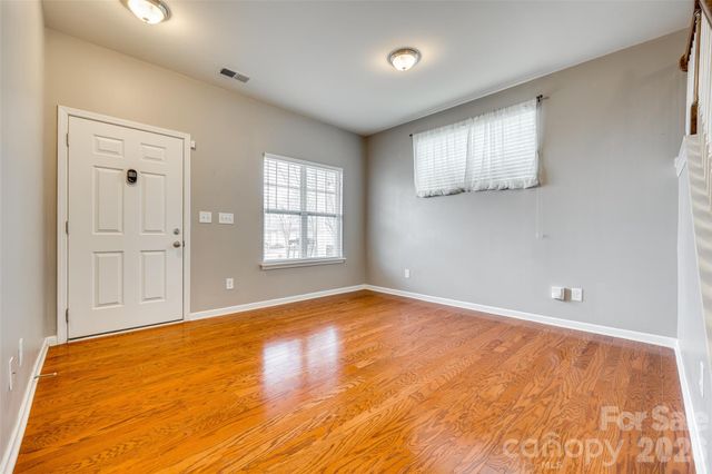 13815 Singleleaf Lane, Charlotte, NC 28278