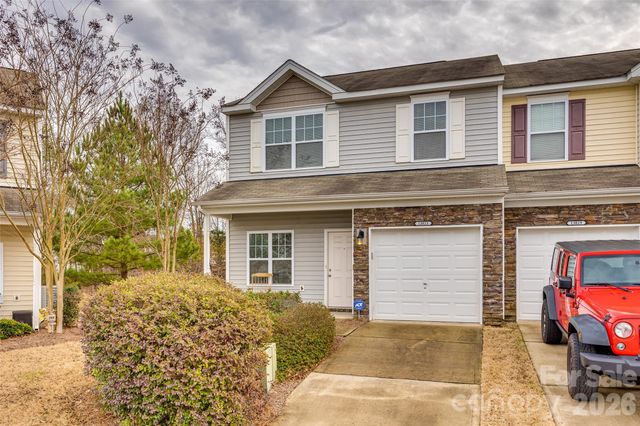 13815 Singleleaf Lane, Charlotte, NC 28278