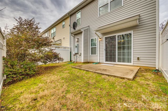 13815 Singleleaf Lane, Charlotte, NC 28278