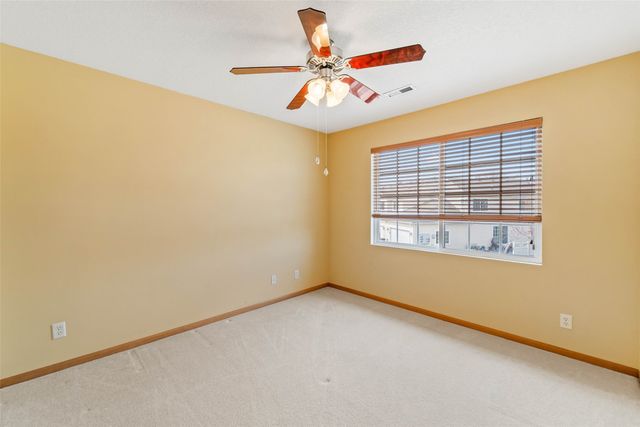 9916 Sunflower Place, Johnston, IA 50131