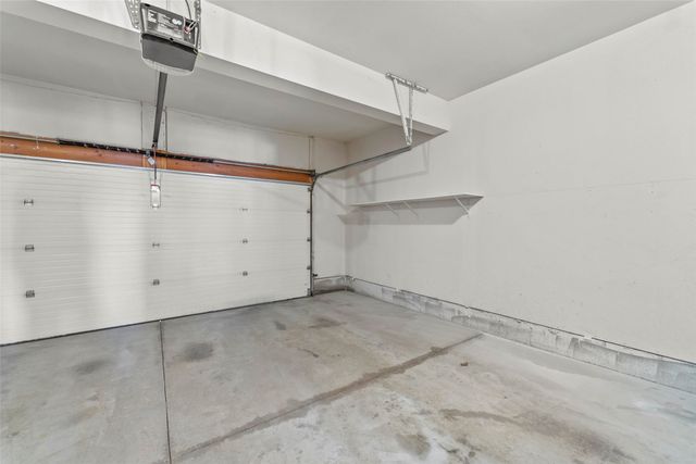 9916 Sunflower Place, Johnston, IA 50131